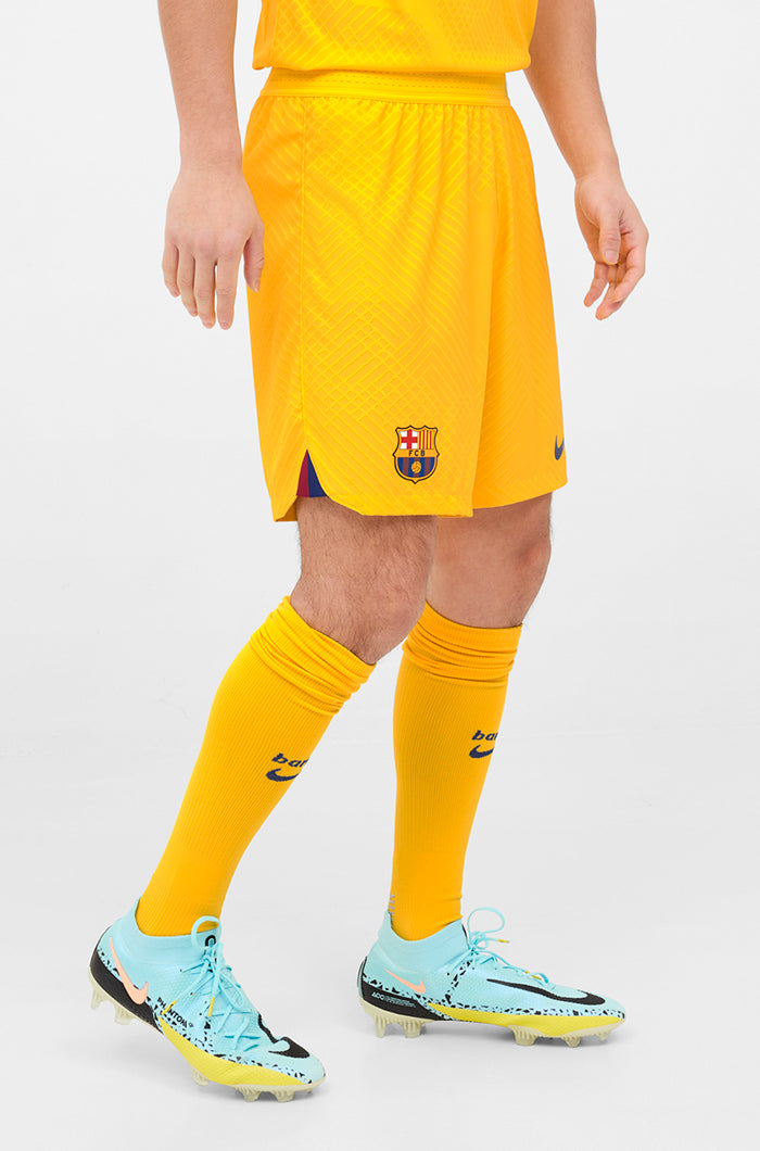 Hosen des vierten Kits FC Barcelona 22/23 Player Edition