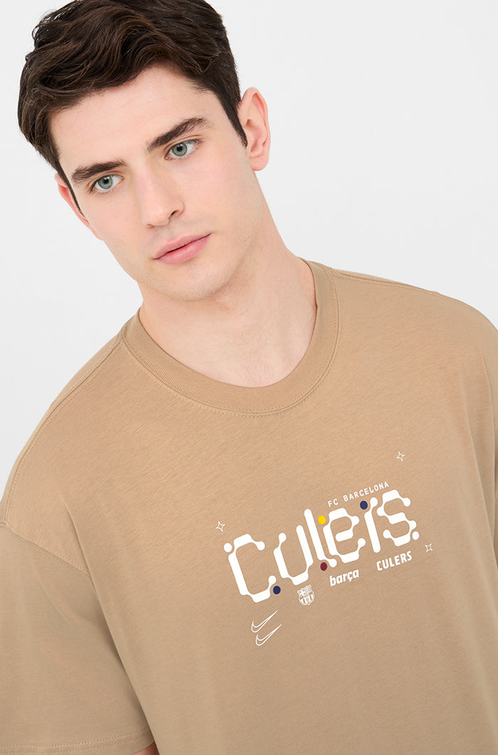 Culers Bar a Nike beige T shirt