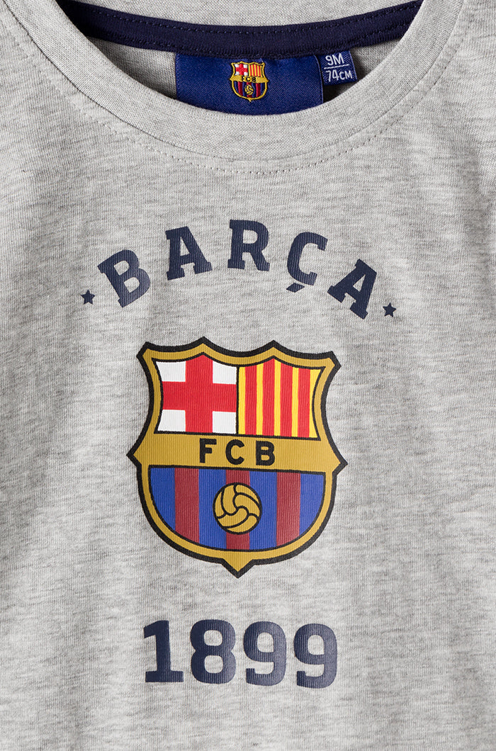 Barcelona 1899 shirt with team crest – – Barça Official Store Spotify Nou