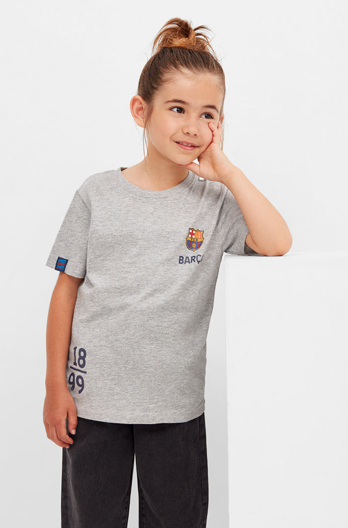 FC Barcelona 1899 grey shirt with team crest – Boys
